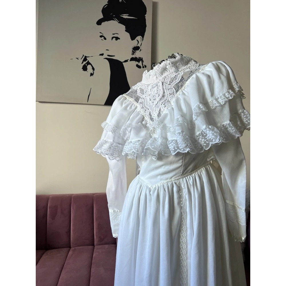 Vintage‎ Gunne Sax White Lace Prairie Wedding Dress Victorian Style 1970s Maxi